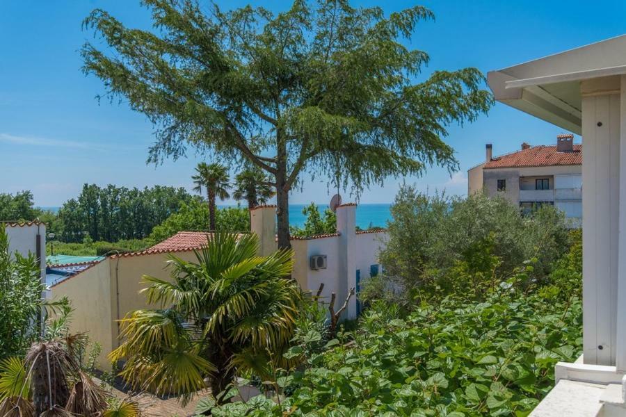 Holiday Home M&M Novigrad  Exterior photo